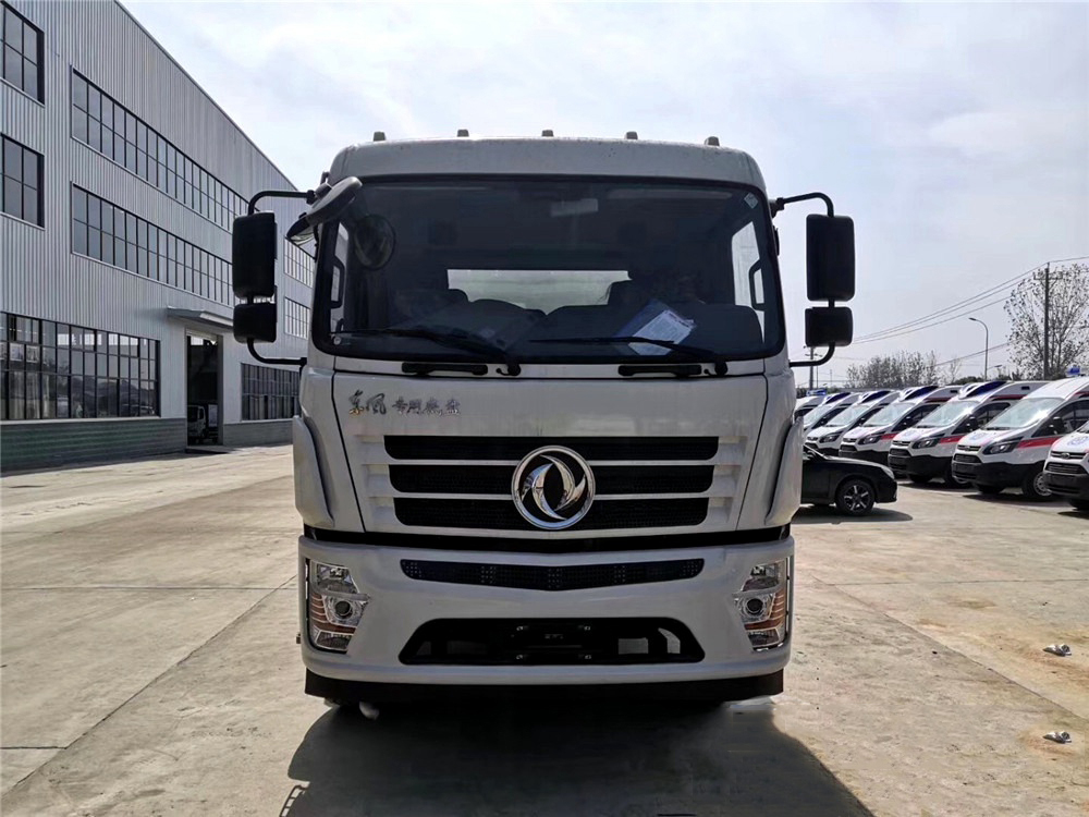 國六12立方東風(fēng)專底灑水車