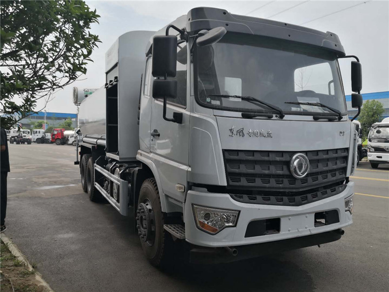 國六東風(fēng)專底D3后雙橋抑塵車