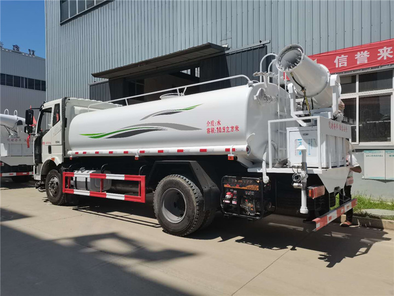 國(guó)六解放J6 13方霧炮灑水車